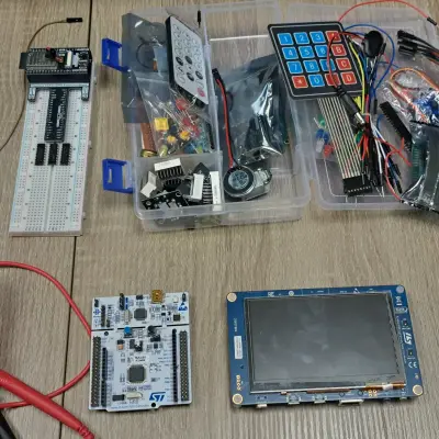 Учебный набор по электронике STM32 в Gamma Intelligence, Таллинн